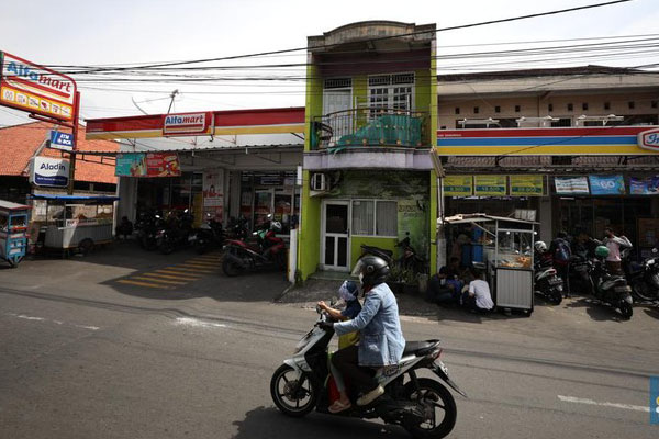 SOSOK BOS ALFAMART DAN INDOMARET, SIAPA LEBIH TAJIR